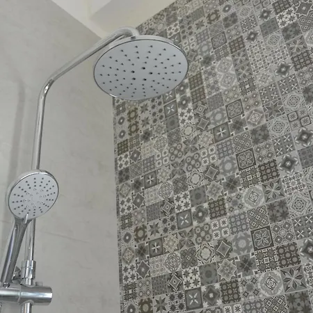 Stylish 5-bedroom Malta * Mosta