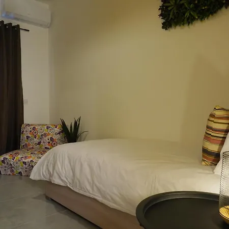 Stylish 5-bedroom Malta Apartment Mosta