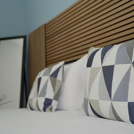 Apartment Stylish 5-bedroom Malta *