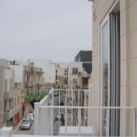 Stylish 5-bedroom Malta Apartment